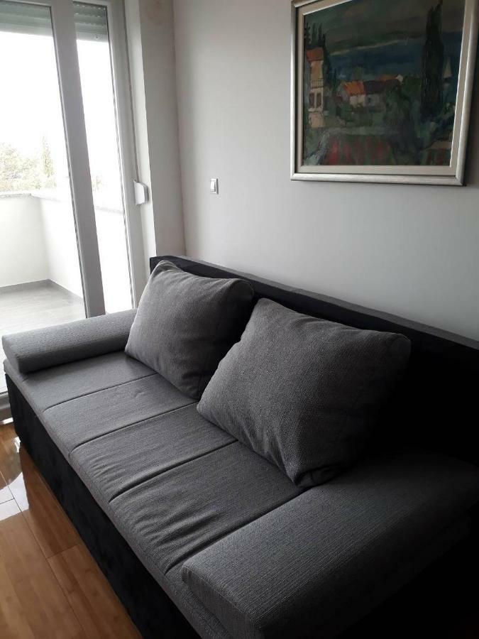 Apartman Dodo โนวาลยา ภายนอก รูปภาพ